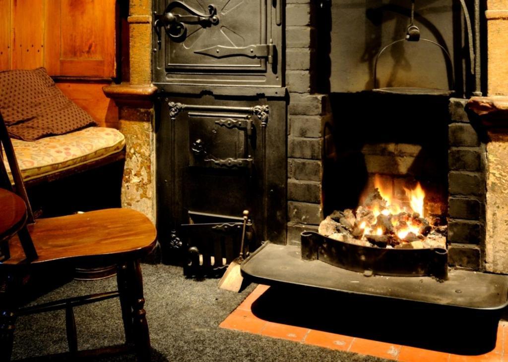 Moors Inn Appleton le Moors Eksteriør billede