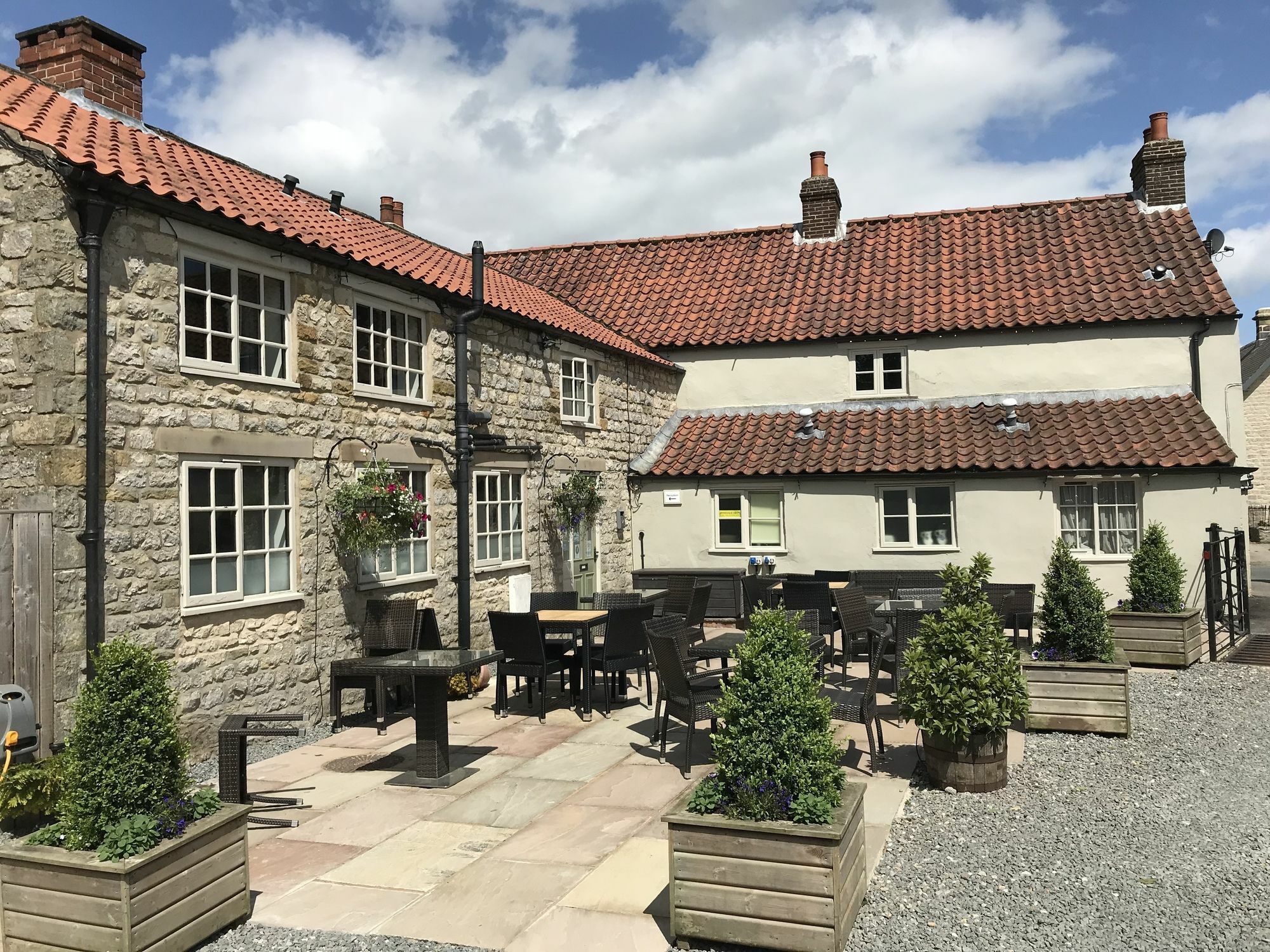 Moors Inn Appleton le Moors Eksteriør billede